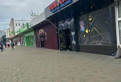 Spațiu comercial, de 127 mp, în Ultracentral - 5