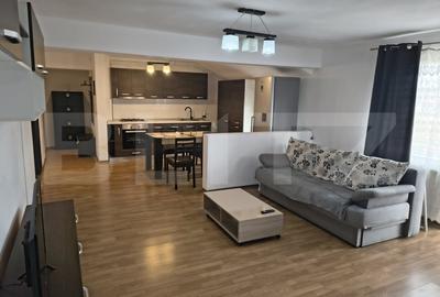 Apartament cu 2 camere semidecomandat, mobilat în Sud