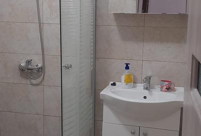 Casă cu 2 camere decomandat cu Teren 45 Mp în Mofleni - 1