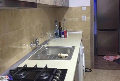 Garsonieră decomandată în Brâncoveanu