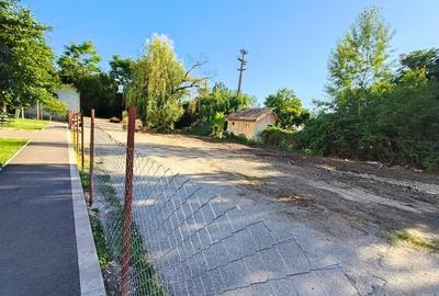 Teren Construcții intravilan de 702 mp, în 9 Mai - 6