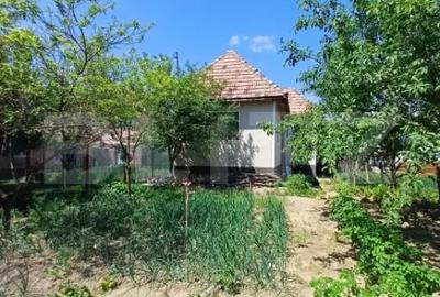 Casă cu 2 camere cu Teren 400 Mp în Turda - 1