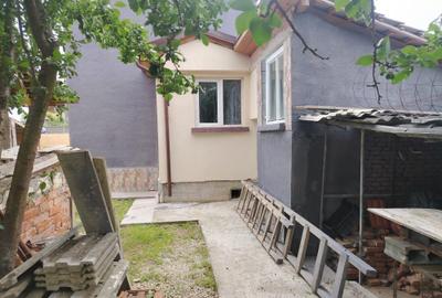 Casă cu 3 camere în Central - 16