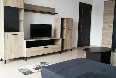 Apartament cu 2 camere decomandat în Păcii - 1