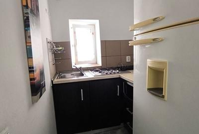 Casă cu 2 camere cu Teren 30 Mp în Central - 6