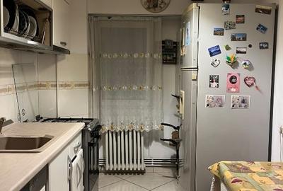 Apartament cu 2 camere decomandat, mobilat în Podul de Fier