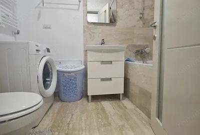 Garsonieră decomandată în 13 Septembrie