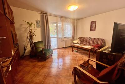 Apartament cu 2 camere decomandat în Berceni