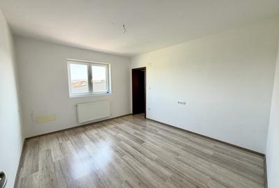 Apartament cu 3 camere decomandat în Sebeș - 3
