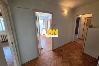 Apartament cu 3 camere decomandat în Cetate - 6