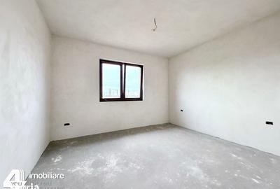 Casă cu 4 camere cu Teren 500 Mp în Central - 6