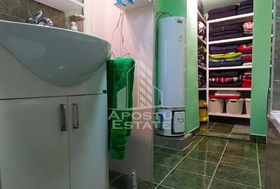 Casă individuală cu 5 camere cu Canalizare în Aradul Nou - 10