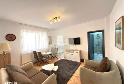 Apartament cu 2 camere, mobilat în Central