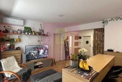 Apartament cu 2 camere decomandat în Progresul