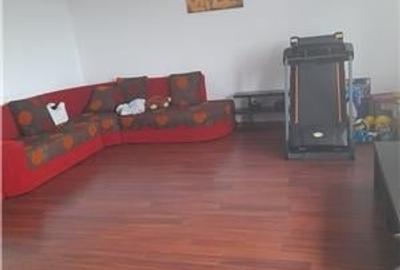Apartament cu 3 camere decomandat, mobilat în Fundeni
