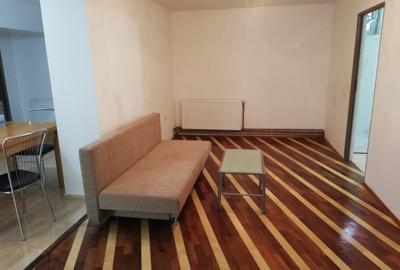 Apartament cu 8 camere decomandat, mobilat în Central - 17