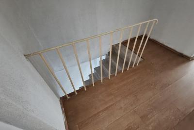Apartament cu 3 camere decomandat în Zamora - 4