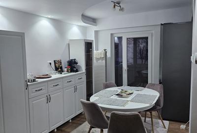 Apartament cu 2 camere decomandat în Popoveni