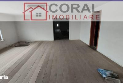 Casă cu 5 camere cu Teren 900 Mp în Decebal