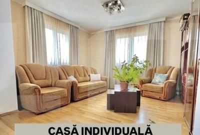 Casă cu 6 camere cu Teren 495 Mp în Ronaț