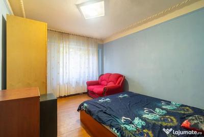 Garsonieră decomandată în UTA