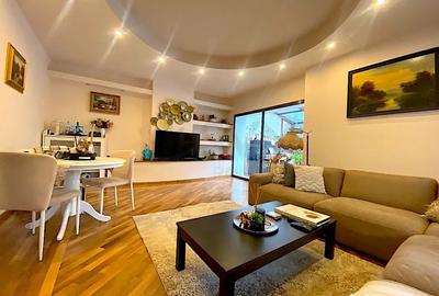 Casă cu 5 camere cu Teren 270 Mp în Dămăroaia