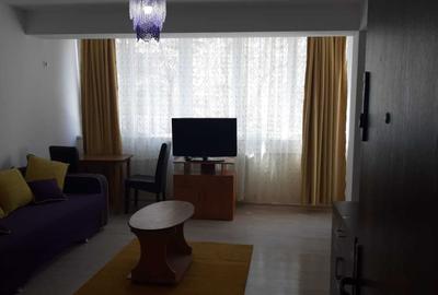 Garsonieră semidecomandată în Gorjului