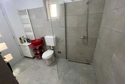 Casă cu 2 camere cu Teren 560 Mp în Central