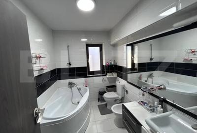 Casă cu 4 camere cu Teren 400 Mp în Central