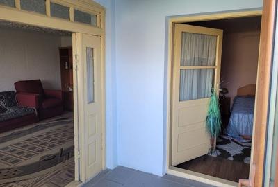 Casă cu 3 camere în Ezeni - 1