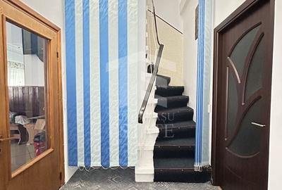 Casă individuală cu 6 camere cu Canalizare în Central - 21