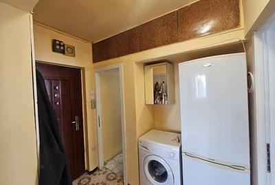 Apartament cu 2 camere decomandat în Zamfirescu
