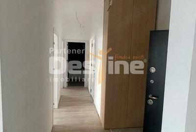 Apartament cu 3 camere decomandat în Titan - 1
