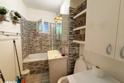 Apartament cu 3 camere decomandat în Florilor - 8