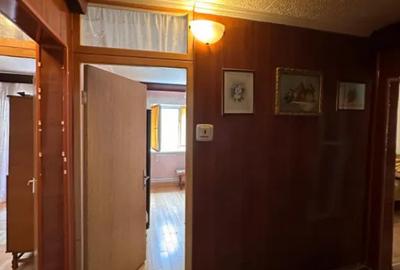 Apartament cu 4 camere decomandat în Poarta 6 - 8