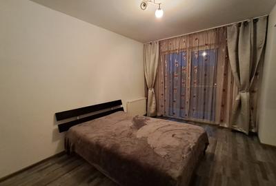 Apartament cu 3 camere semidecomandat în Florești - 2