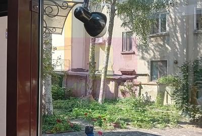 Casă cu 4 camere în Victoriei