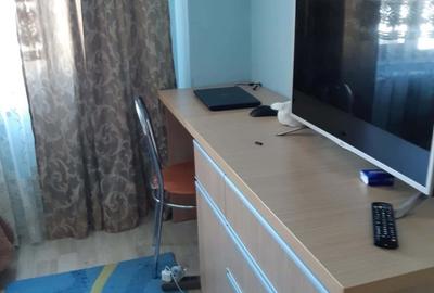 Apartament cu 2 camere decomandat, mobilat în Nord-Est