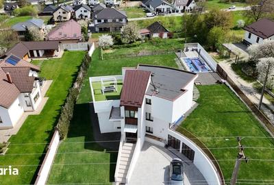 Casă cu Teren 1500 Mp în Central