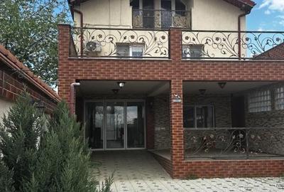 Casă cu 6 camere cu Teren 326 Mp în Jilava