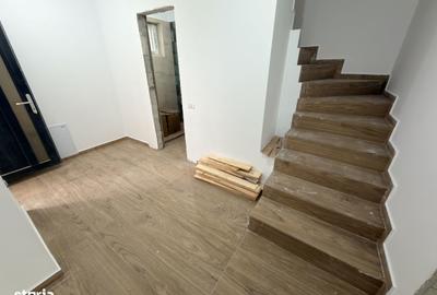 Casă cu 4 camere cu Teren 130 Mp în Central