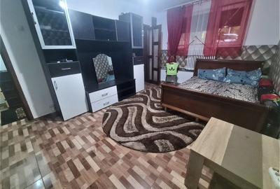 Garsonieră circulară, mobilată în Ultracentral