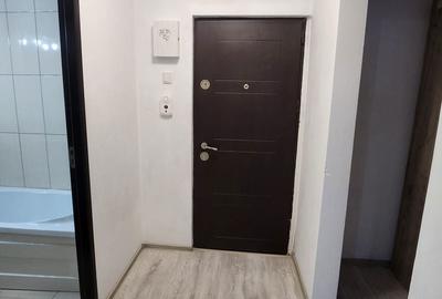 Apartament cu 2 camere decomandat în Narcisa - 9