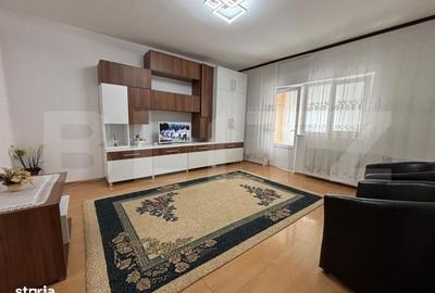 Apartament cu 3 camere decomandat în Rogerius