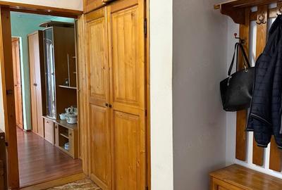 Apartament cu 3 camere decomandat în Decebal - 1