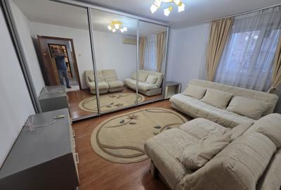 Apartament cu 2 camere decomandat în Industriilor