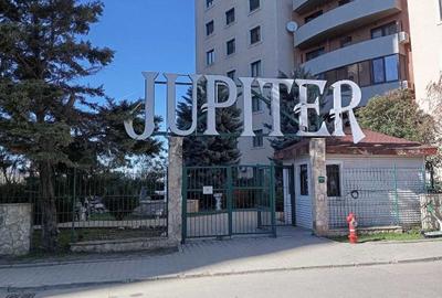 Apartament cu 2 camere semidecomandat în Exterior Vest