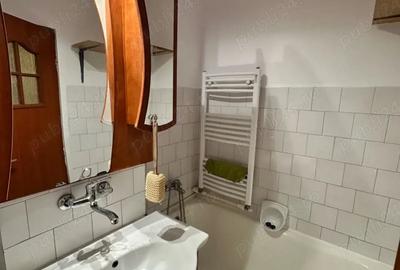 Apartament cu 2 camere decomandat în Botizului