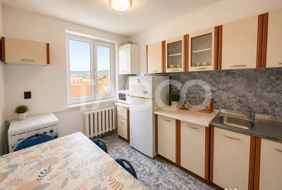 Apartament cu 2 camere semidecomandat în Semicentral