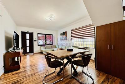 Casă individuală cu 8 camere cu Piscina în Calea Poplăcii